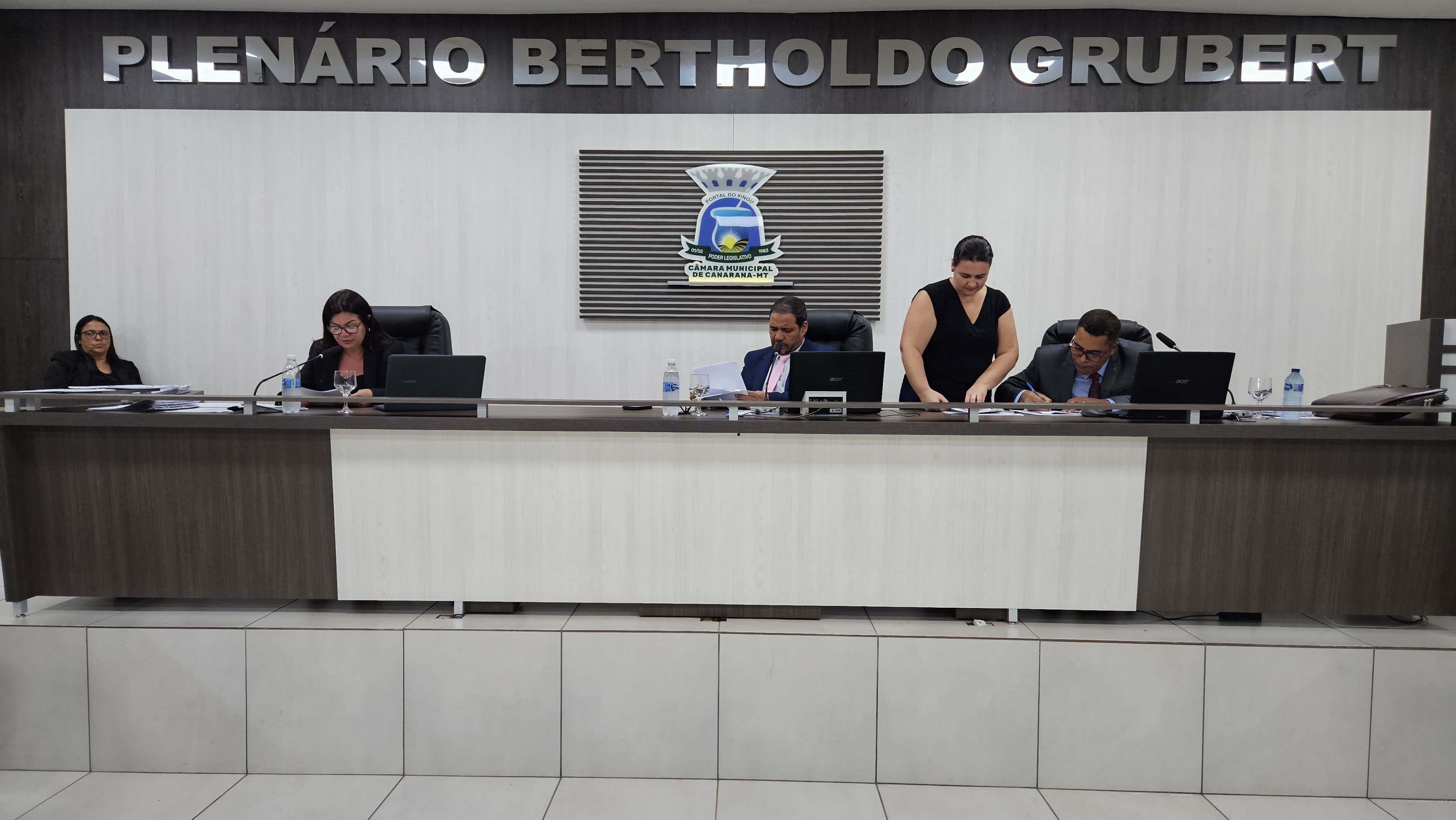 Câmara Municipal de Canarana realiza 4ª Sessão Ordinária de 2025 e discute importantes projetos para o município